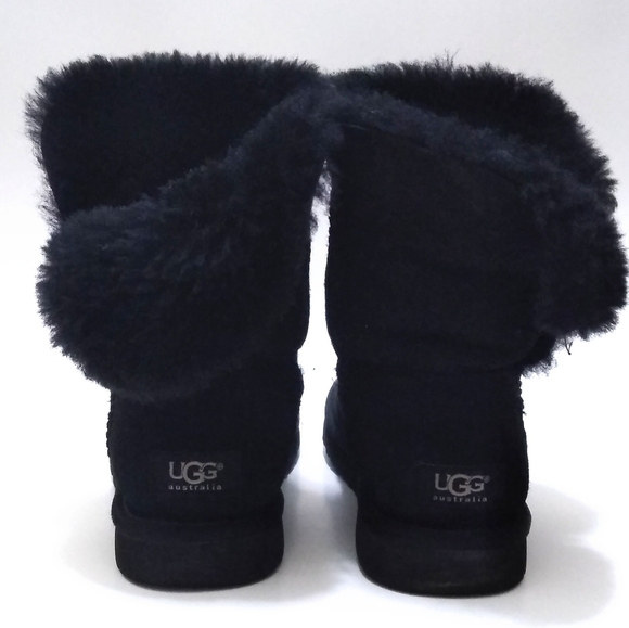 Ugg Bailey Button Boots - Picture 8 of 8
